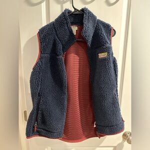 LLBEAN women’s Sherpa vest - navy blue - Large